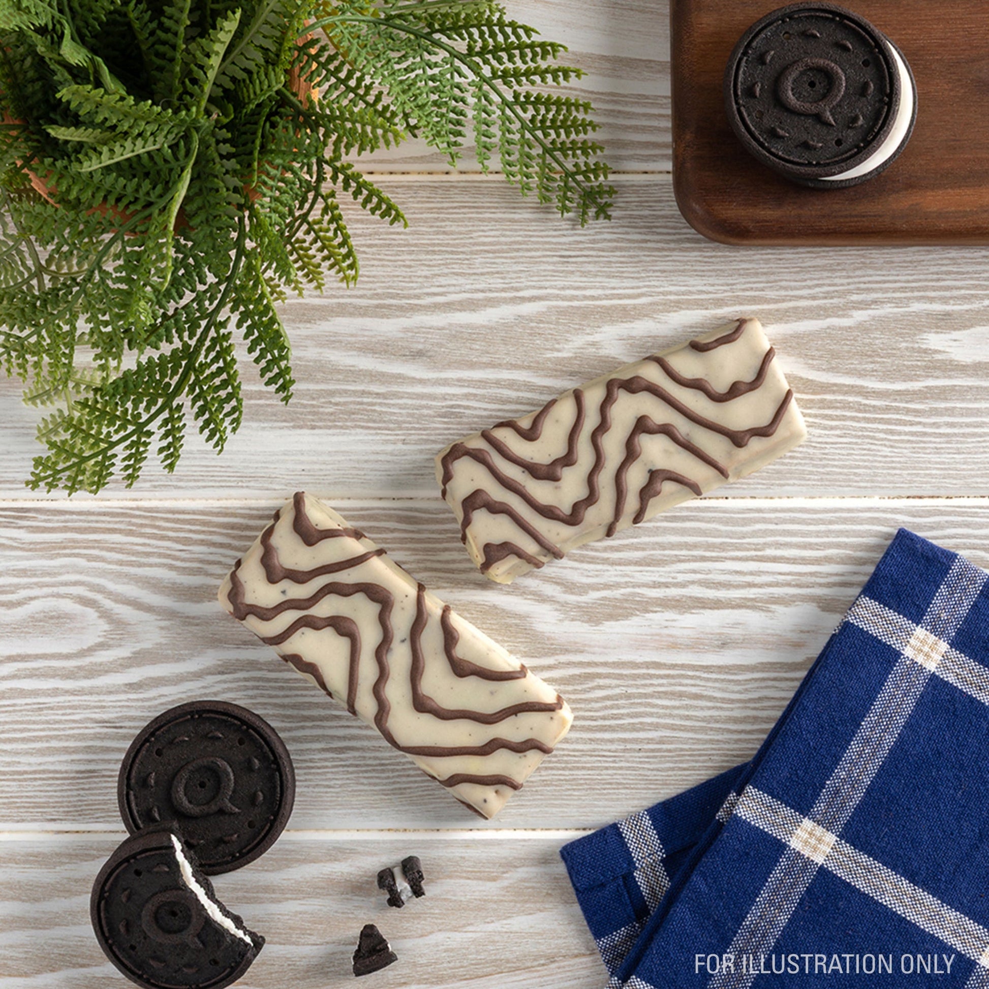 dipped-cookies-and-cream-protein-bars-u6 15807_QN_USA_ProteinBar_CAC_InterimAssetUpdate_Digital-Dipped-ProductCarouselSet_Tabletop2.jpg