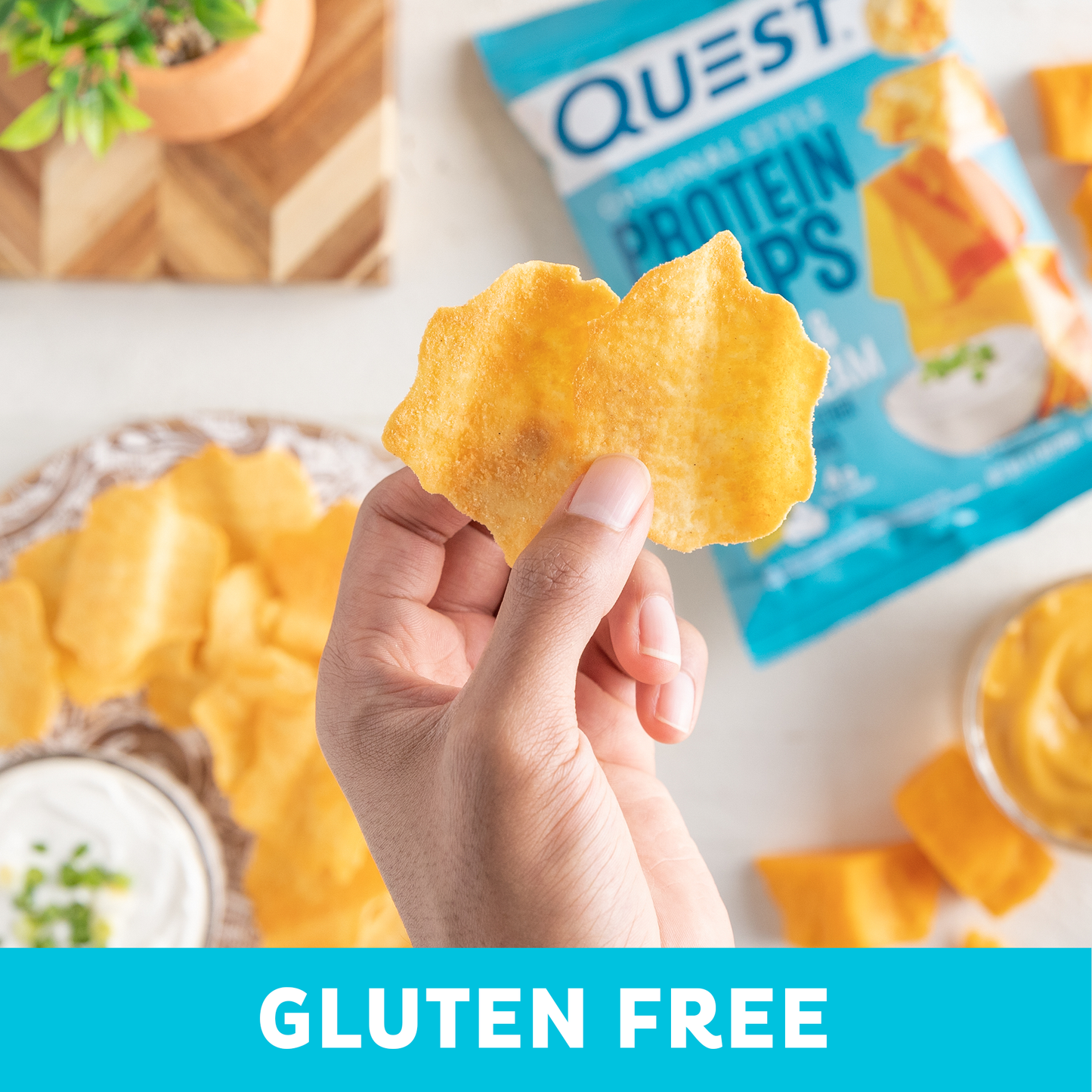 cheddar-and-sour-cream-original-style-protein-chips-s4 qst-000296_cheddar-_-sour-cream-original-style-protein-chips_7.2.png